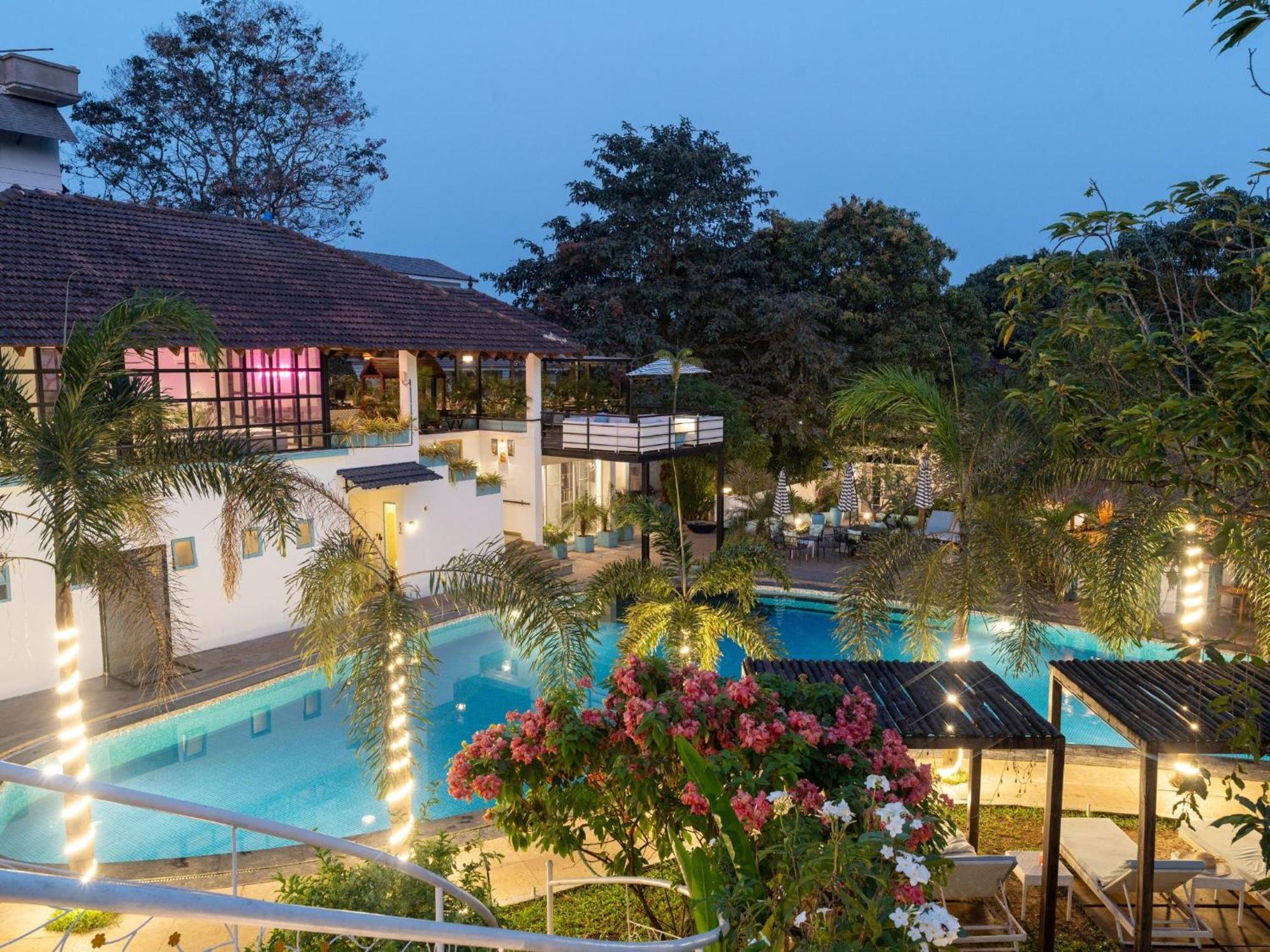 Moustache Goa Luxuria Hostel Vagator Exterior photo